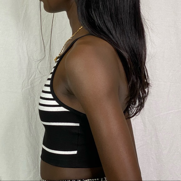 STRIPED HALTER STYLE CROP TOP - Picture 2 of 4